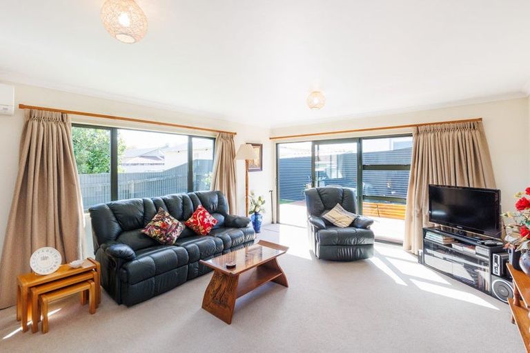 Photo of property in 102a Derby Street, Feilding, 4702