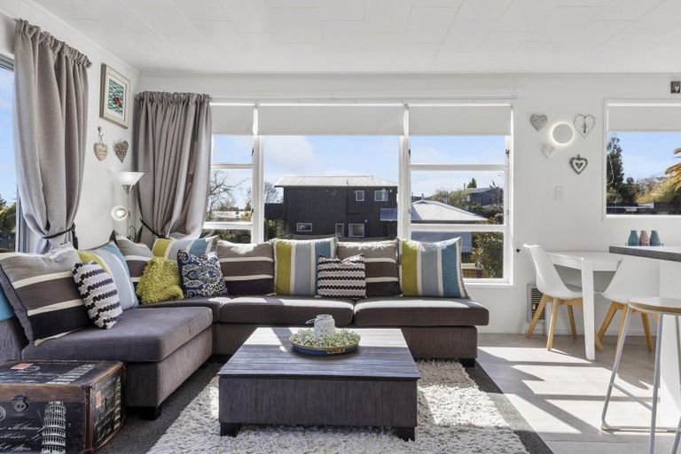 Photo of property in 29 Hyde Avenue, Richmond Heights, Taupo, 3330