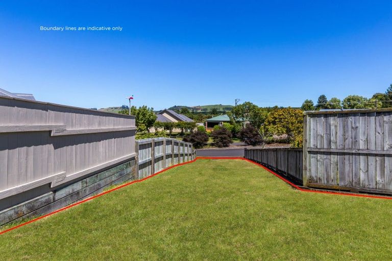 Photo of property in 9 Carpentras Way, Nukuhau, Taupo, 3330