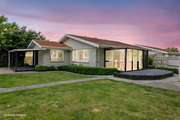 Photo of property in 6b Ingrid Street, Parklands, Christchurch, 8083
