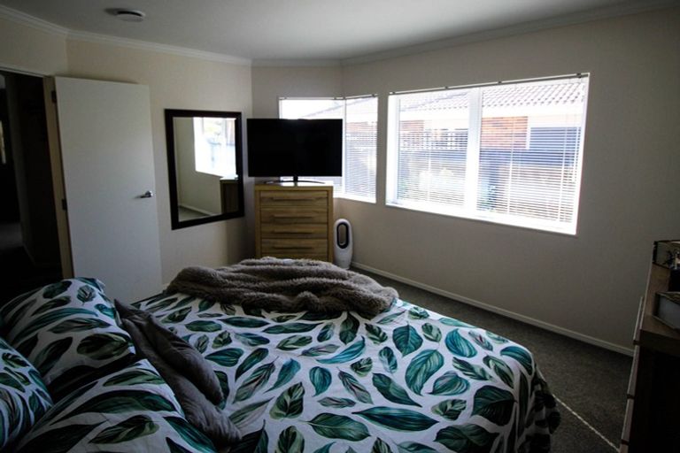 Photo of property in 6 Palm Court, Mount Maunganui, 3116