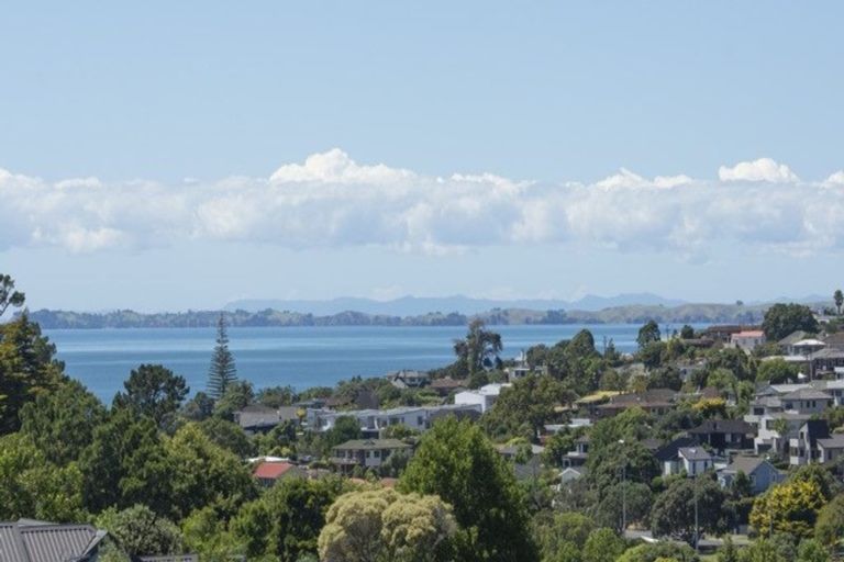 Photo of property in 18 Amante Crescent, Mairangi Bay, Auckland, 0630