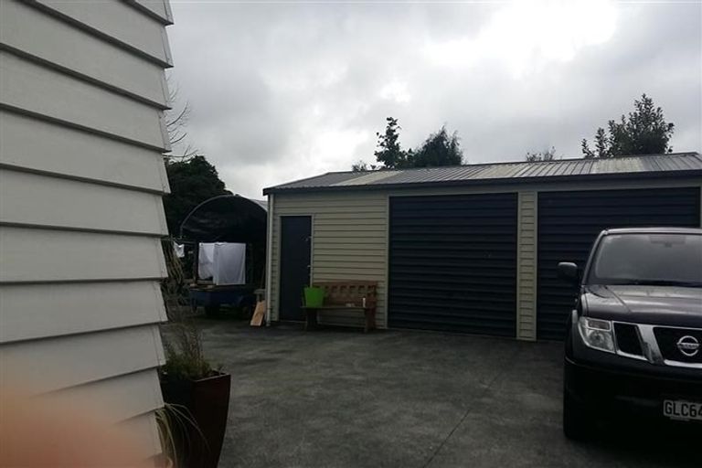 Photo of property in 37 Shirley Avenue, Papakura, 2110