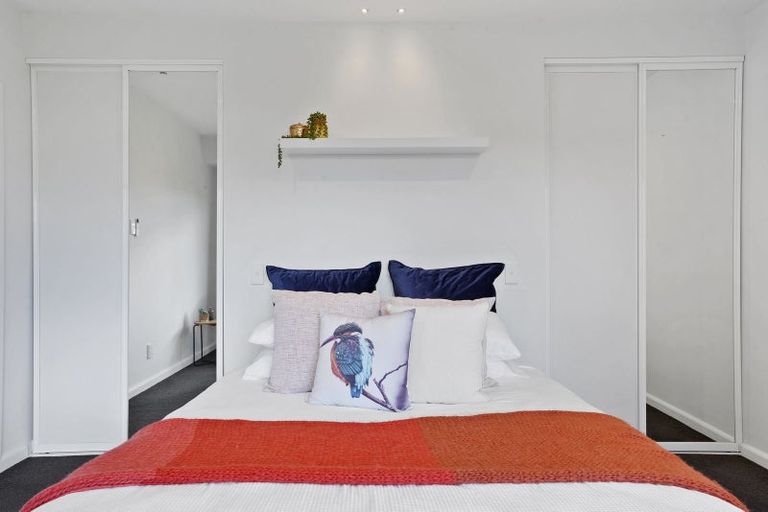 Photo of property in 98 Hamilton Avenue, Ilam, Christchurch, 8041