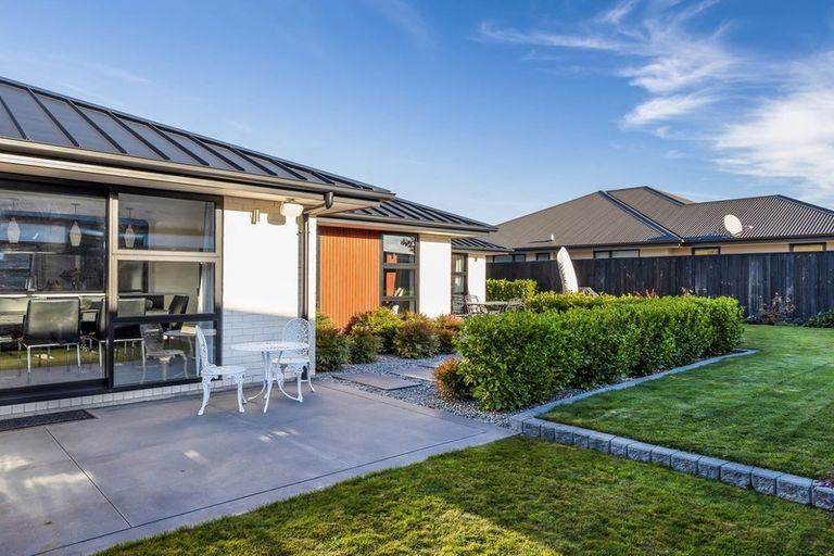 Photo of property in 13 Westpark Boulevard, Rangiora, 7400