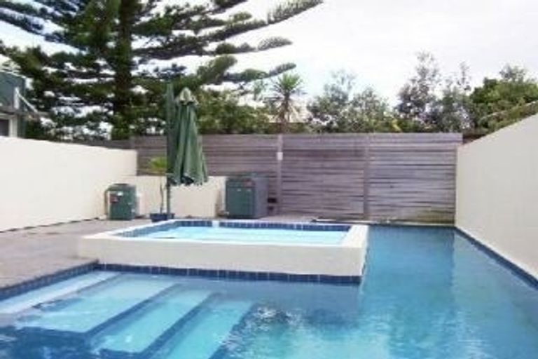 Photo of property in 2/221 Papamoa Beach Road, Papamoa Beach, Papamoa, 3118