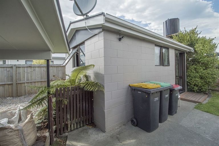 Photo of property in 19 Queen Street, Pareora, 7912