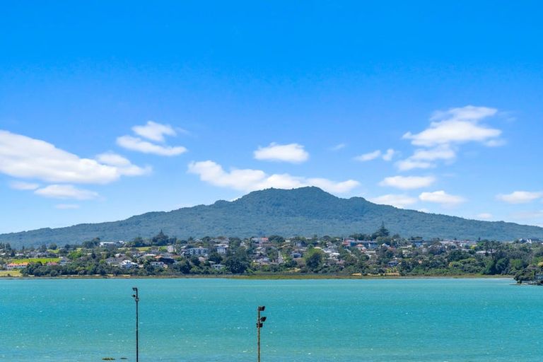 Photo of property in 3 Richmond Avenue, Northcote Point, Auckland, 0627