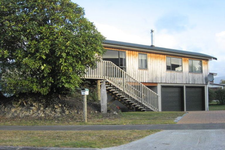 Photo of property in 18 Tawiri Place, Kuratau, Turangi, 3381