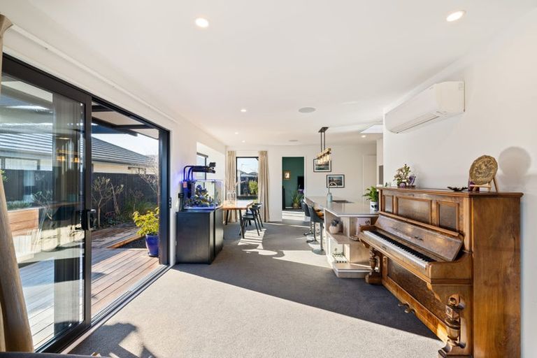 Photo of property in 11 Hoffman Street, Marshland, Christchurch, 8083