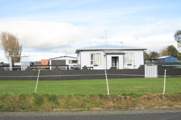 Photo of property in 28 Bay View Road, Woodend, Invercargill, 9877