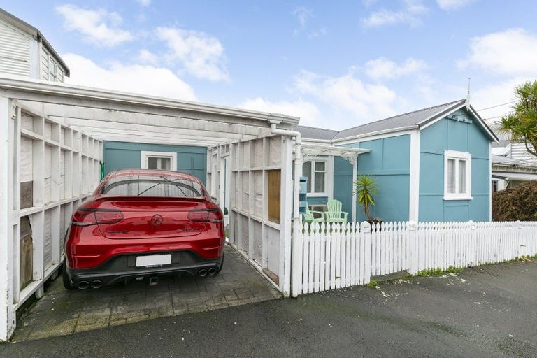 Photo of property in 2 Nikau Street, Newtown, Wellington, 6021
