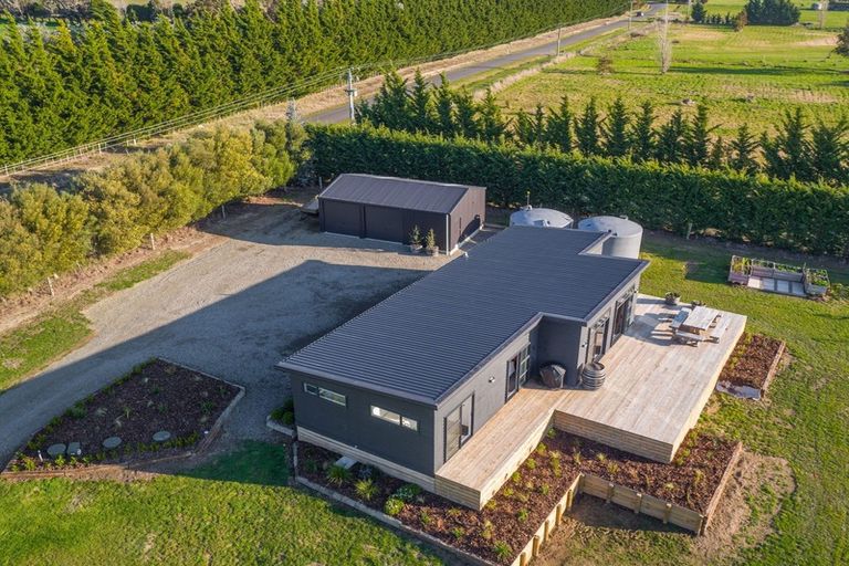 Photo of property in 24 Fraters Road, Martinborough, 5781