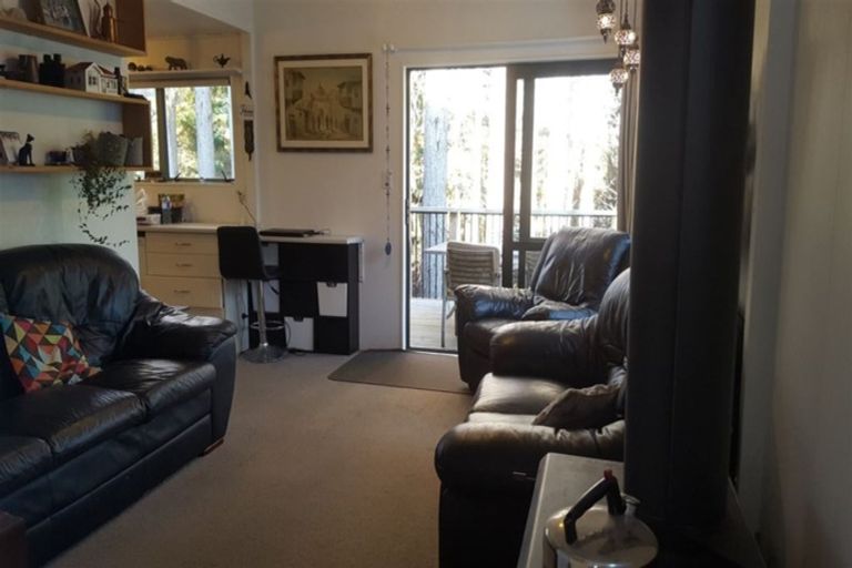 Photo of property in 54 Hobson Road, Lucas Heights, Auckland, 0632