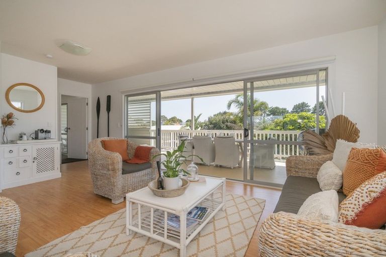 Photo of property in 656 Matarangi Drive, Matarangi, Whitianga, 3592