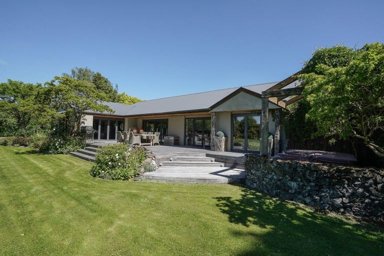 Photo of property in 201 Lochiel Branxholme Road, Lochiel, Winton, 9781