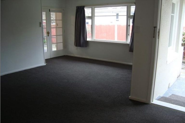 Photo of property in 27 Hounslow Street, Ilam, Christchurch, 8041
