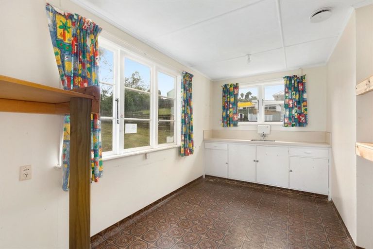 Photo of property in 49a Mungavin Avenue, Ranui, Porirua, 5024