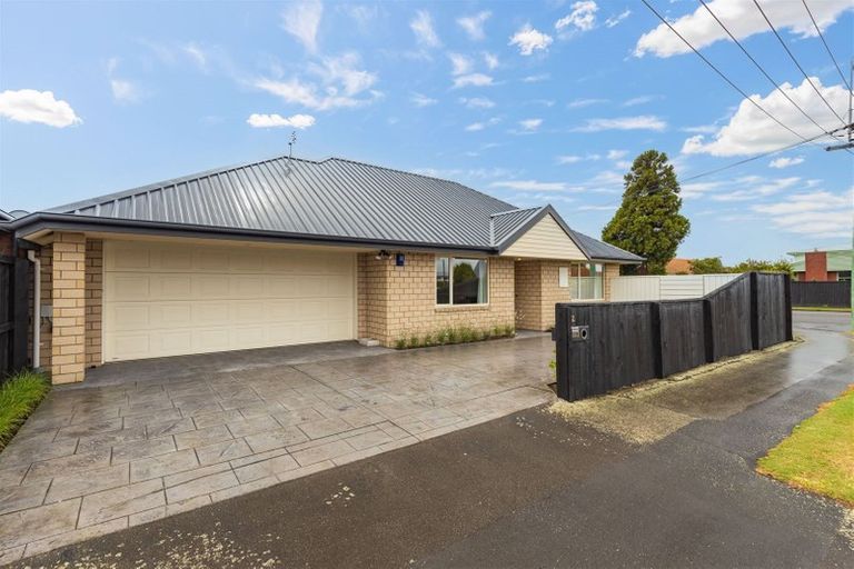 Photo of property in 2b Beatrice Place, Avonhead, Christchurch, 8042