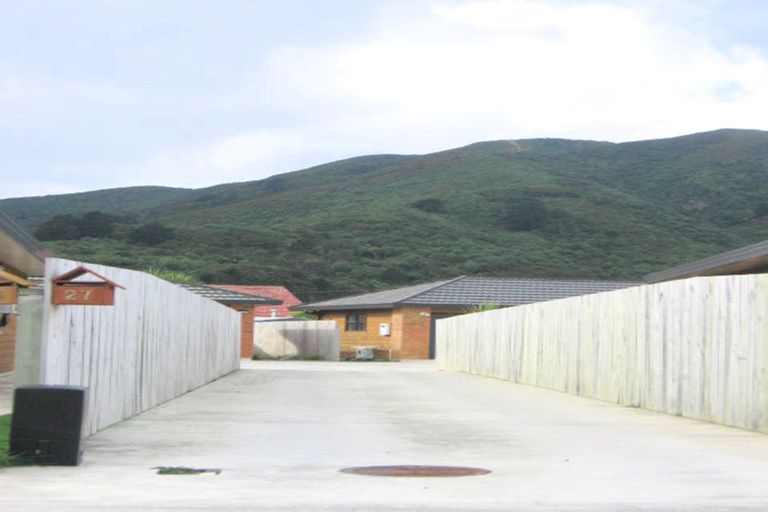 Photo of property in 27 Mandel Mews, Waiwhetu, Lower Hutt, 5010