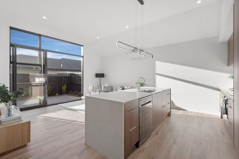 Photo of property in 1/117 Mays Road, St Albans, Christchurch, 8052