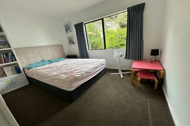 Photo of property in 27a Downing Street, Glenfield, Auckland, 0629