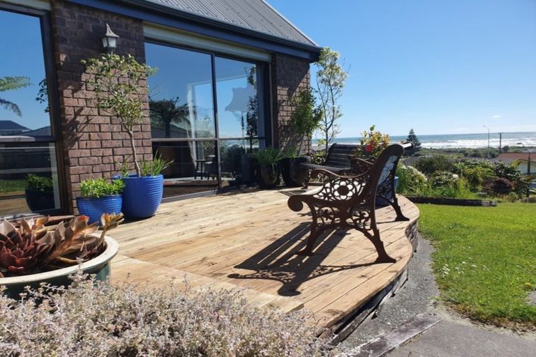 Photo of property in 13 Nolan Crescent, Karoro, Greymouth, 7805