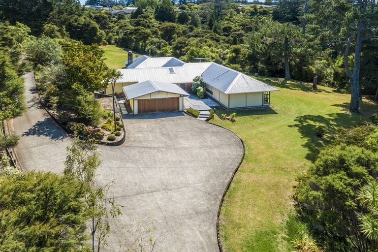 Photo of property in 106 Vaughans Road, Long Bay, Albany, 0792