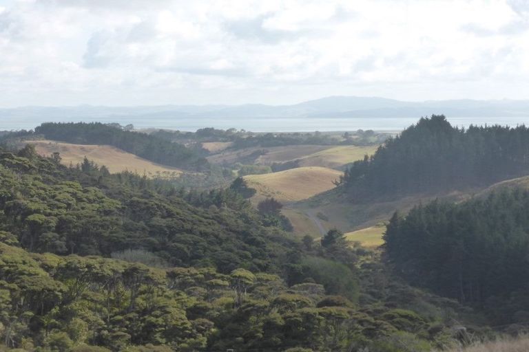 Photo of property in 34 Te Kanae Road, South Head, 0874