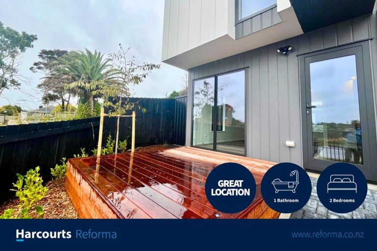 Photo of property in 1/79 Edmonton Road, Henderson, Auckland, 0612