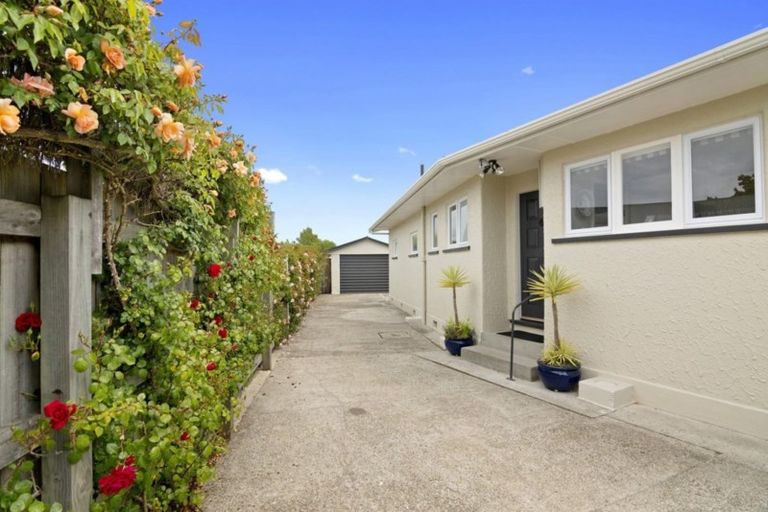 Photo of property in 12 Woodland Avenue, Motueka, 7120