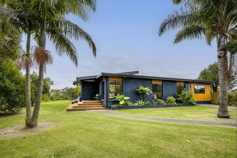 Photo of property in 17 Rogers Road, Bay View, Napier, 4104