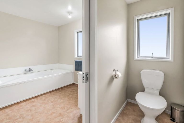 Photo of property in 8 Cross Street, Coalgate, 7673