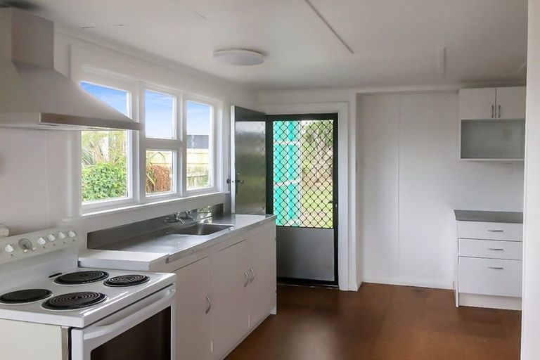 Photo of property in 79 Seabury Avenue, Foxton Beach, Foxton, 4815