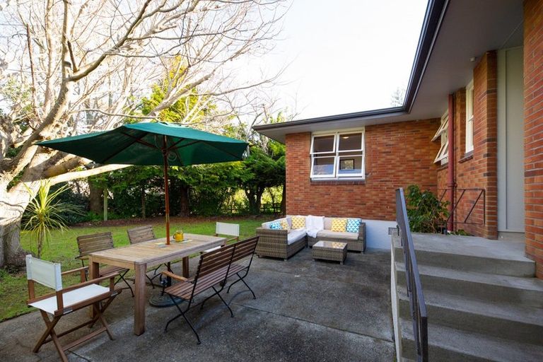 Photo of property in 26 Newcastle Street, Hokowhitu, Palmerston North, 4410