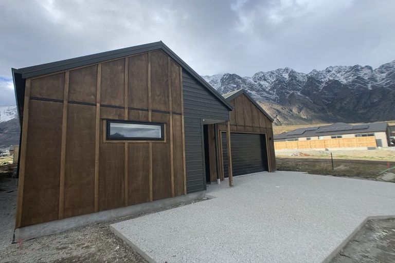 Photo of property in 58 Muster Road, Jacks Point, 9371