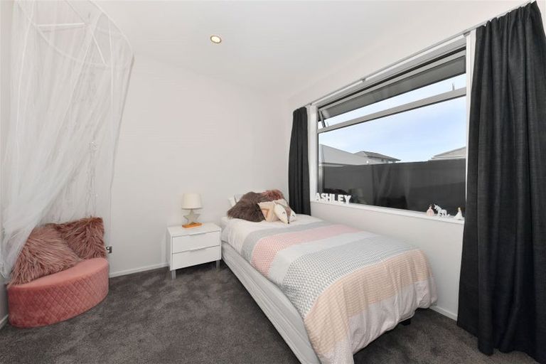 Photo of property in 69 Bradwell Crescent, Halswell, Christchurch, 8025