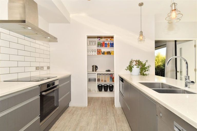 Photo of property in 69 Bradwell Crescent, Halswell, Christchurch, 8025