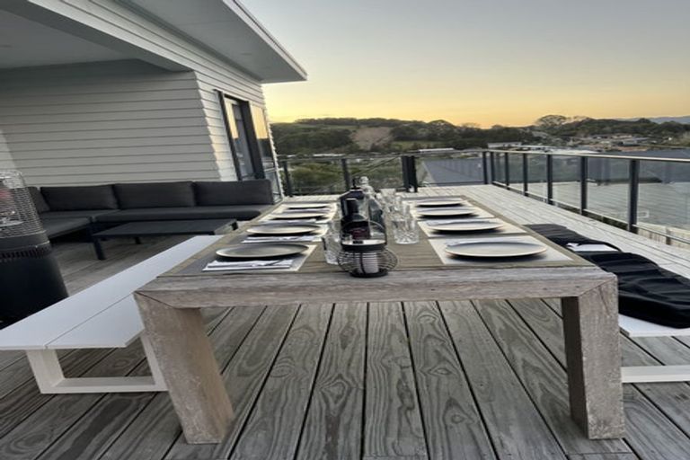 Photo of property in 4 Manuka Close, Mangawhai, 0505