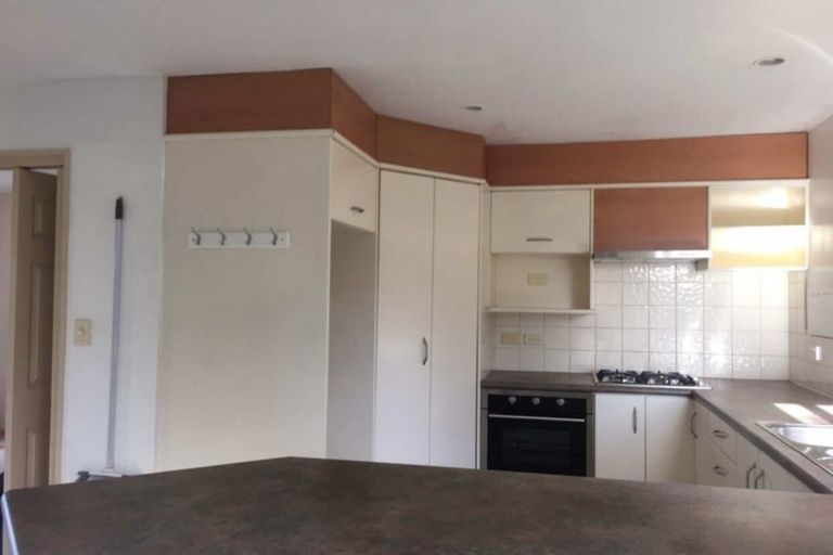 Photo of property in 2/64 Spencer Road, Pinehill, Auckland, 0632