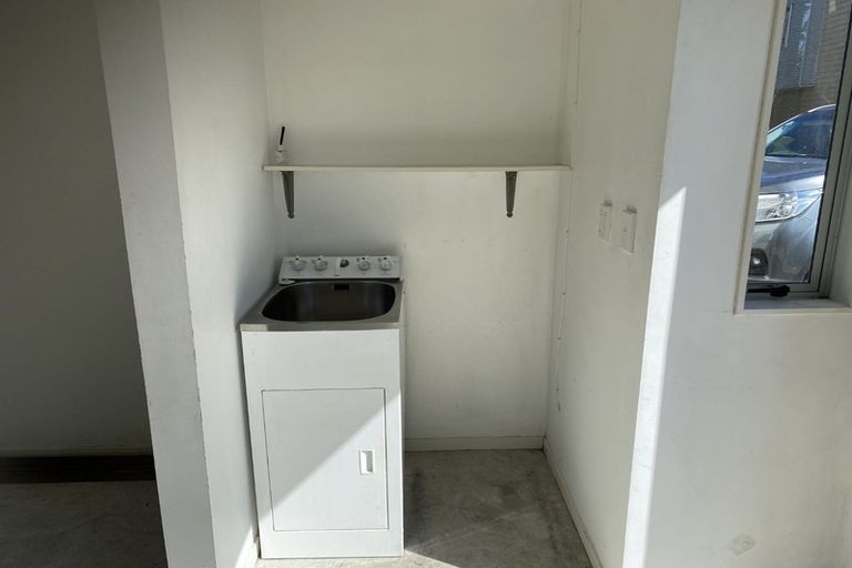 Photo of property in 433a West Coast Road, Glen Eden, Auckland, 0602