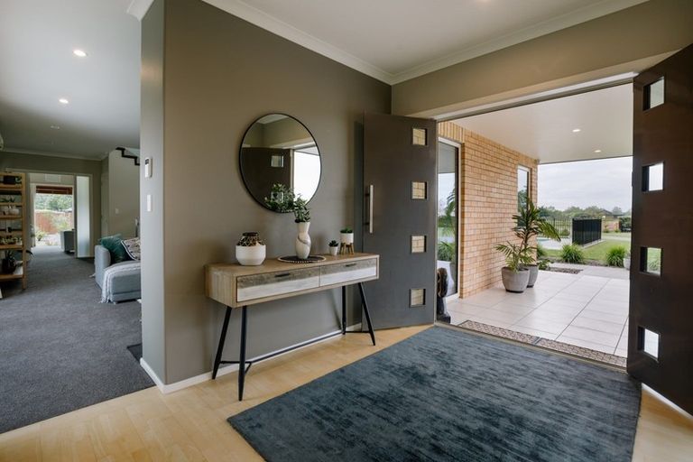 Photo of property in 144 Grasslands Drive, Cambridge, 3493