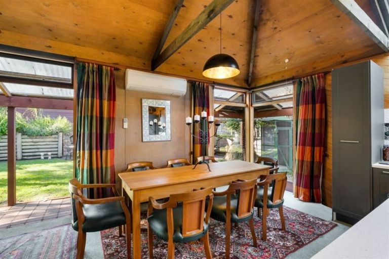 Photo of property in 118 Bethells Road, Waitakere, Henderson, 0781