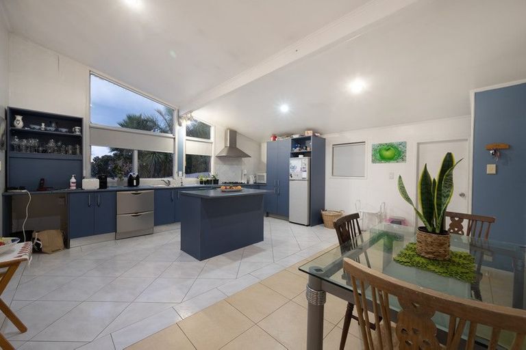 Photo of property in 1/24 Cranberry Place, Bucklands Beach, Auckland, 2012
