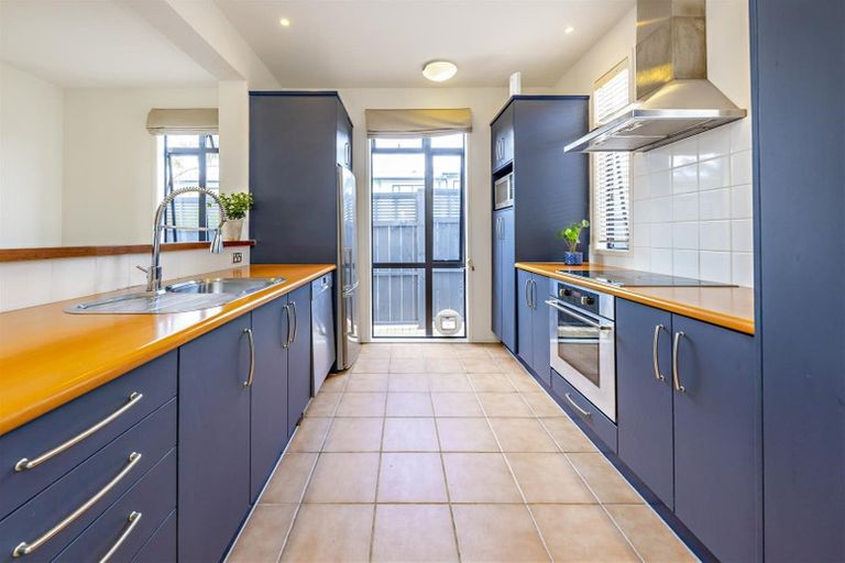 Photo of property in 40/2 Armoy Drive, East Tamaki, Auckland, 2016