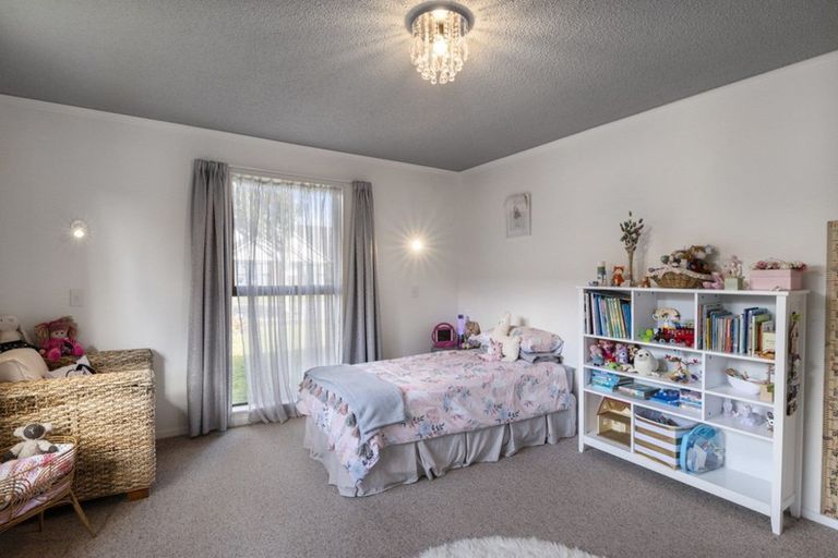 Photo of property in 9 Webb Avenue, Levin, 5510