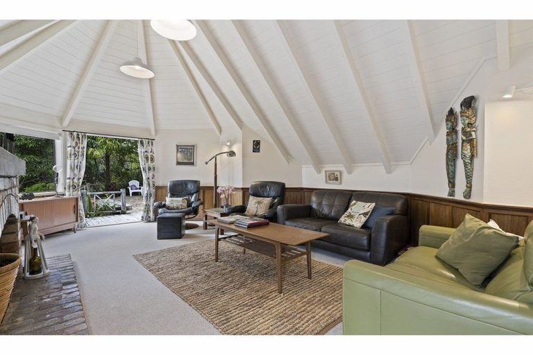 Photo of property in 7 Ashby Street, Russell, 0202