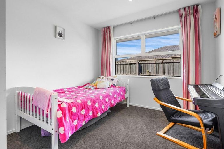 Photo of property in 3 Elba Crescent, Halswell, Christchurch, 8025