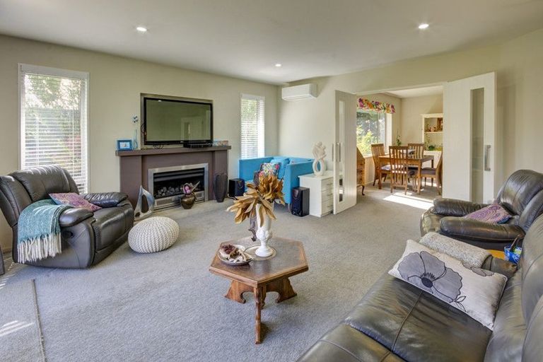 Photo of property in 10 Woodglen Drive, Woodend, 7610