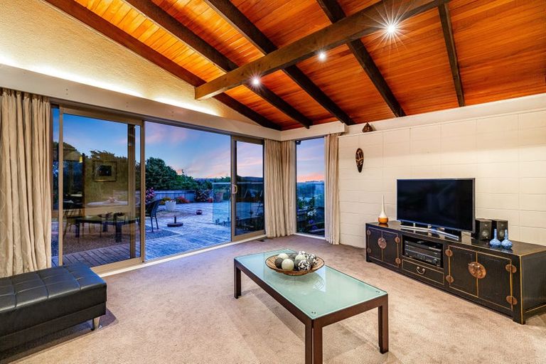 Photo of property in 9 Tregear Place, Camborne, Porirua, 5026